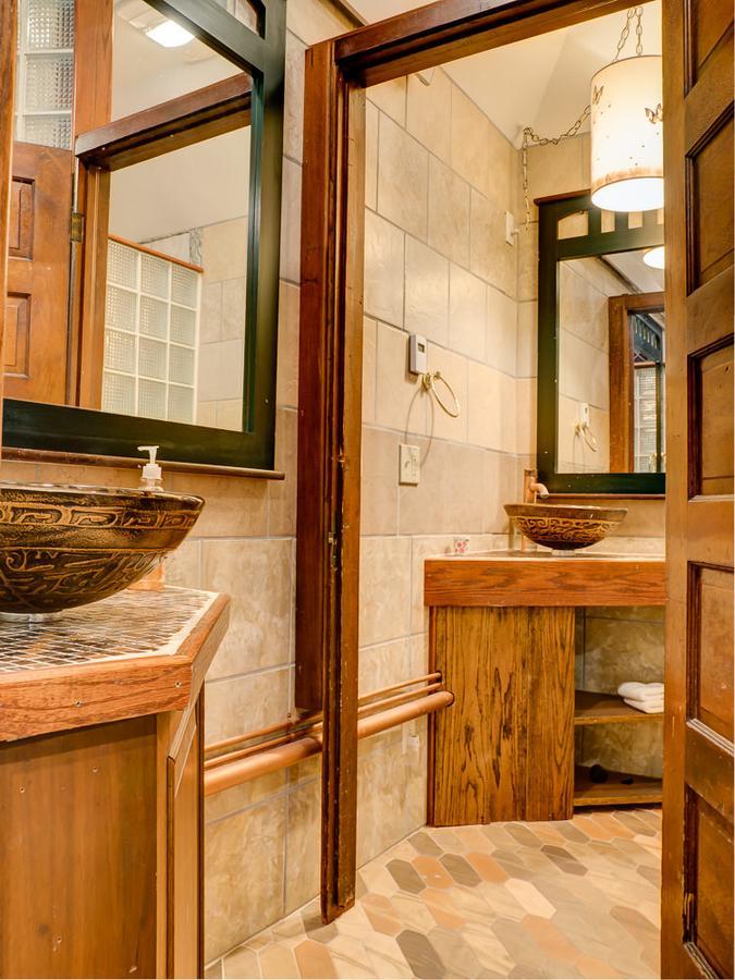 Fall River Suites Hot Springs Bagian luar foto